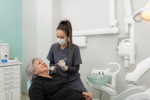 Best Emergency Tooth Extraction in Clinton, SC